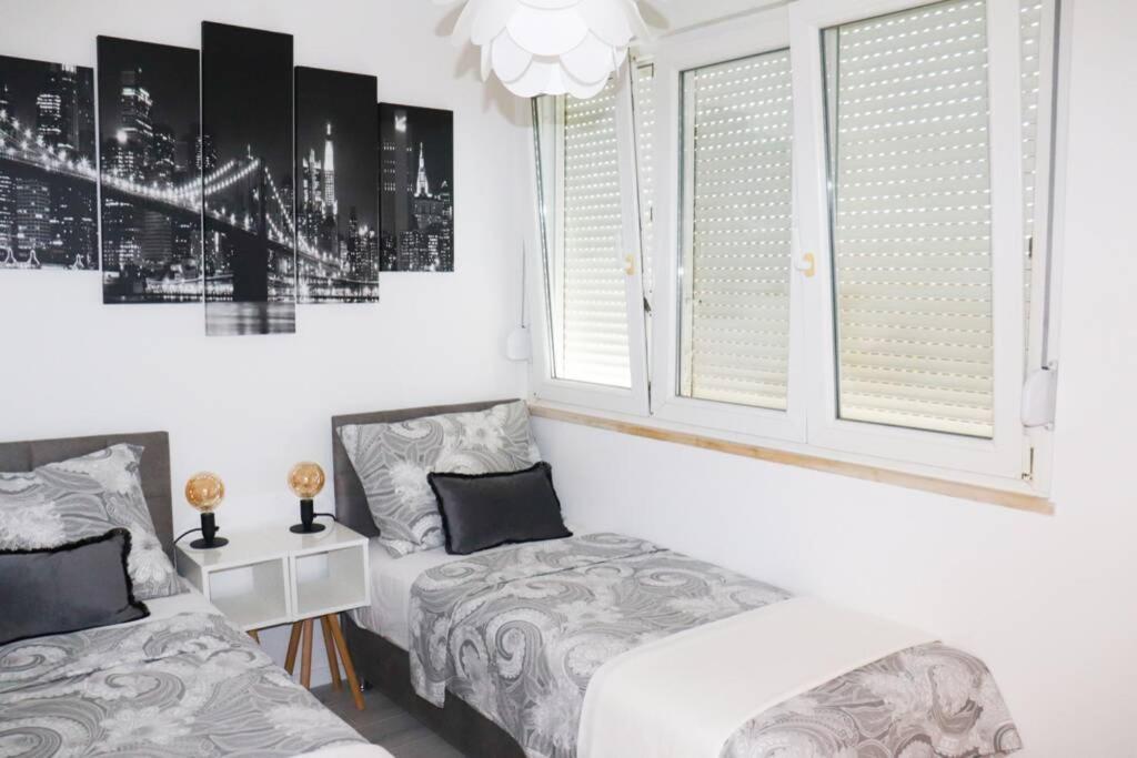 New! Top Apartment, Split View From Above Luaran gambar