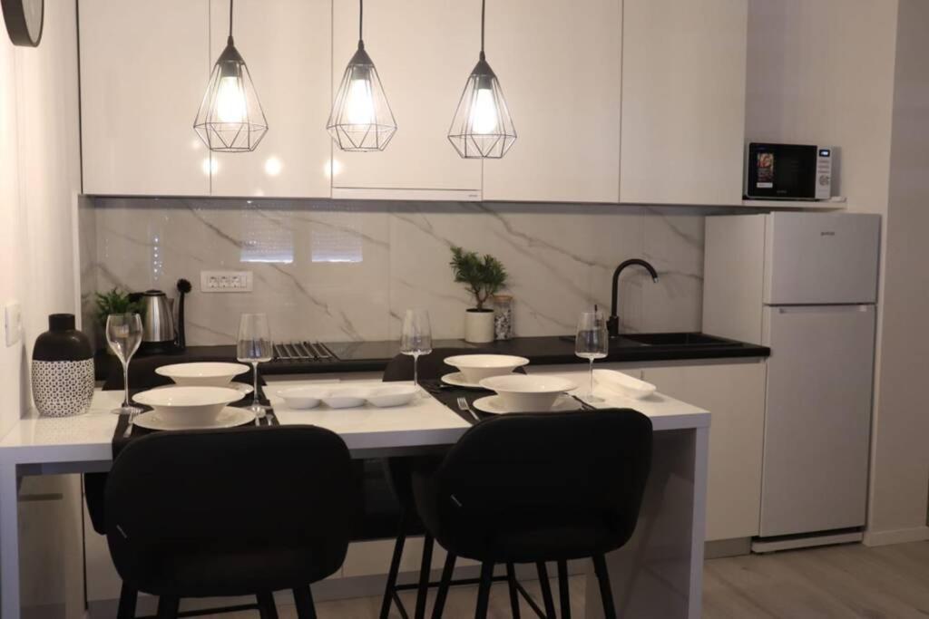 New! Top Apartment, Split View From Above Luaran gambar