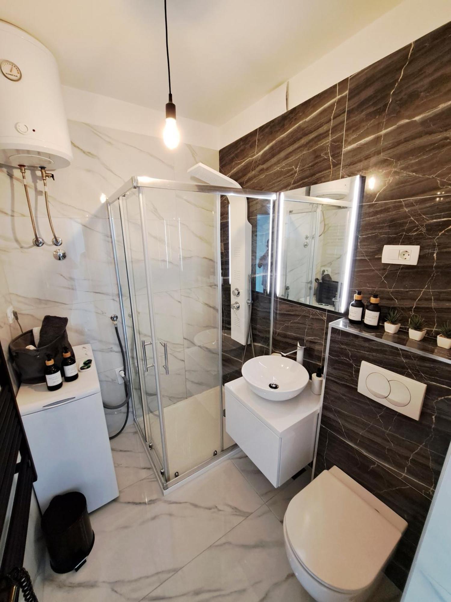New! Top Apartment, Split View From Above Luaran gambar